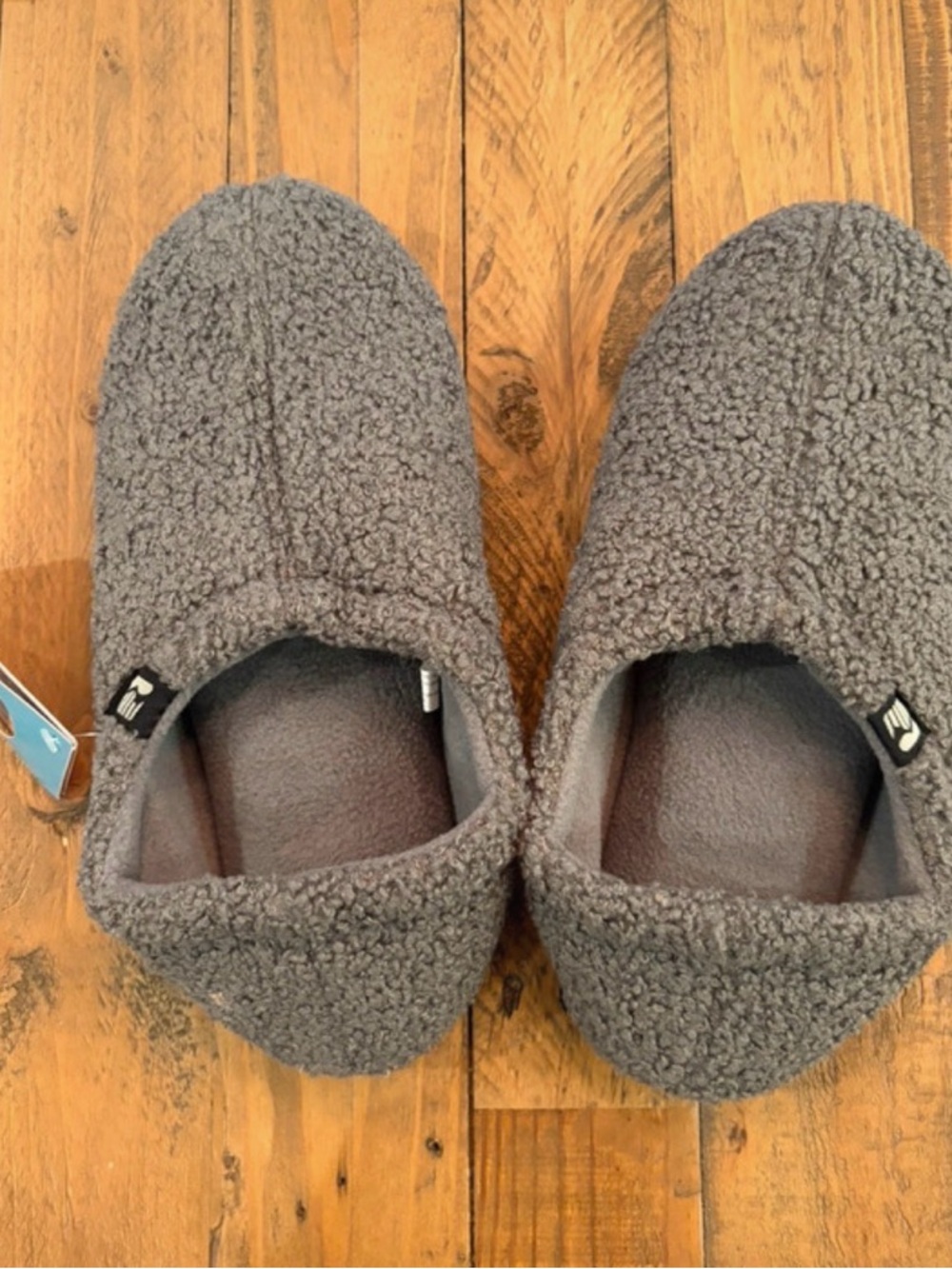 Cozy Women's Gray Sherpa Slippers